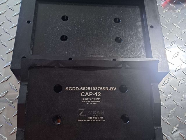 Super Dandy BV Die Set, Opening 6.625" x 10.375" with 0.205 radius corners for IRISS CAP-12.  Includes Drill Guide holes on die base for mounting display.  (Requires our Balanced Drive System and a hydraulic power source)