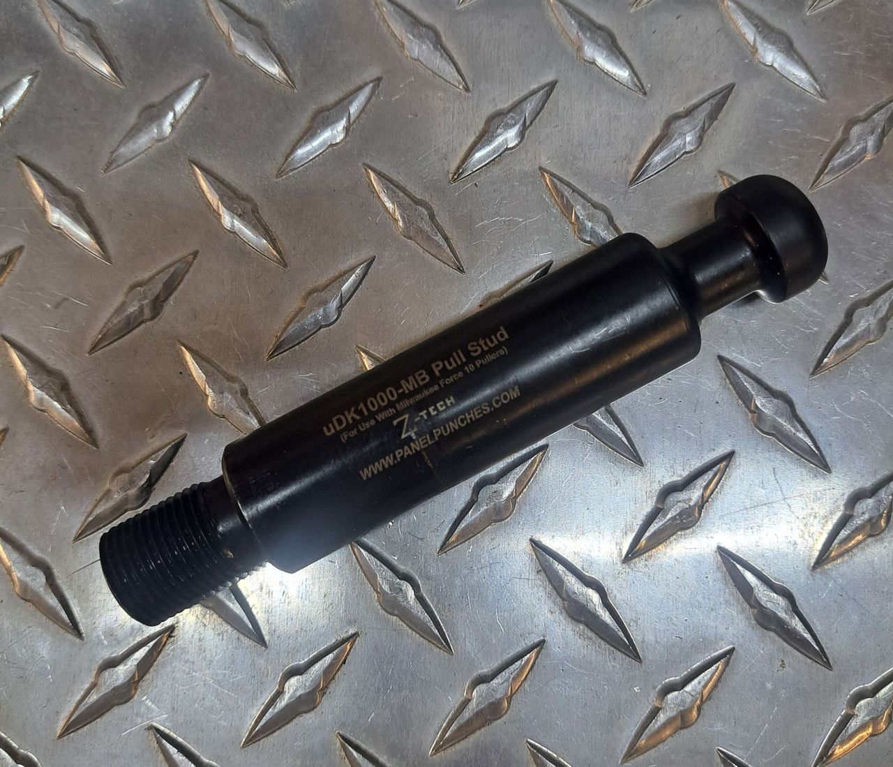 uDK-1000-MB-Puller Replacement Stud (only)