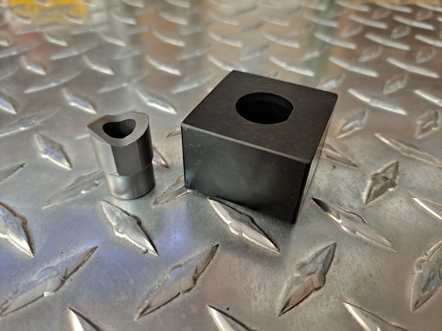 Custom uDM Die Set0.895" diameter by 0.821" over flat,  single "D"Per 5200 Fuseholder specifications