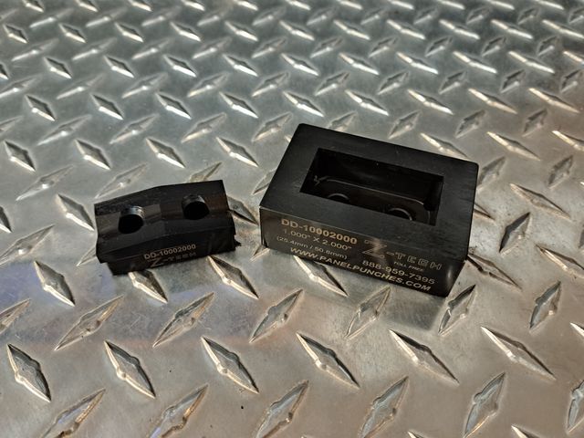 Dandy Die 1.000" by 2.000"
Requires the DD-Puller-U
