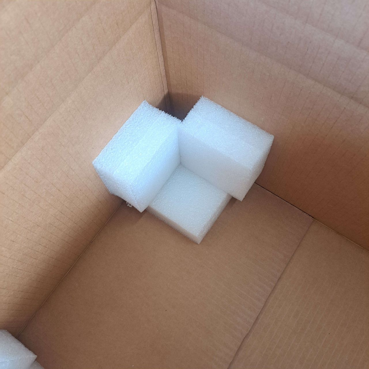 Side pcs should/will  slightly overlap bottom foam...