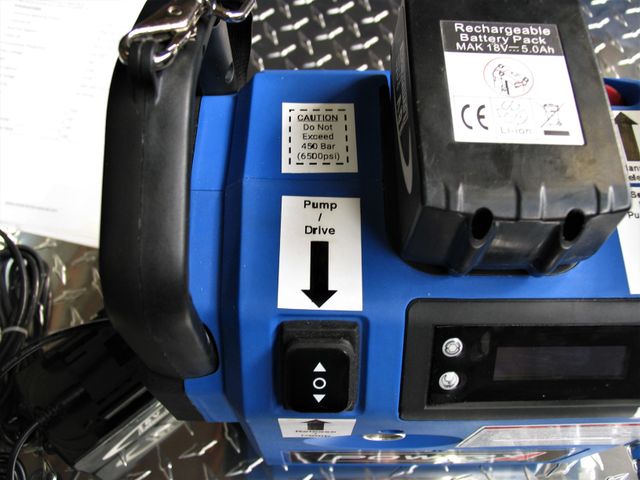 Battery Powered Hydraulic Pump, 48" Hose, and High Pressure Connector