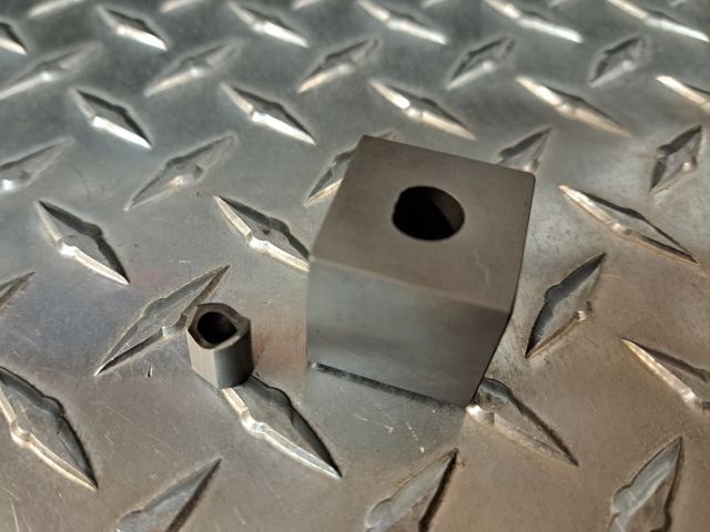 Custom uuD Die Set, 0.315" (8.0mm) Dia by 0.295" (7.5mm) over flats Single "D".  Recommended maximum 16 gauge mild steel /14 gauge aluminum
