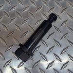 uDK-1000-MB Puller for Milwaukee Force Logic 6T & 10T.    Includes Flange Nut, Pull Stud with Flat for use on all of our uDK-Series Die Sets.
