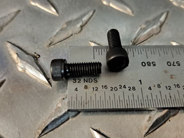 Socket Head Cap Screw 10-32 by 1/2"