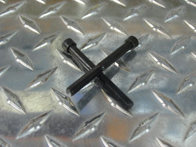 Socket Head Cap Screw 1/4-28 by 2-1/2"