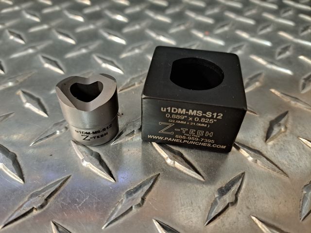 MS Shell 12  "D"  Die Set, 0.889 Dia. 0.815 Over Flat Single M Pull Stud,  S-7 Steel Punch.  REQUIRES the uDM500-Puller for operation! 