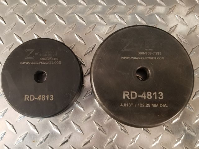 Round Die 4-13/16" Dia.  Use 3/4-16 thread pull stud cylinder