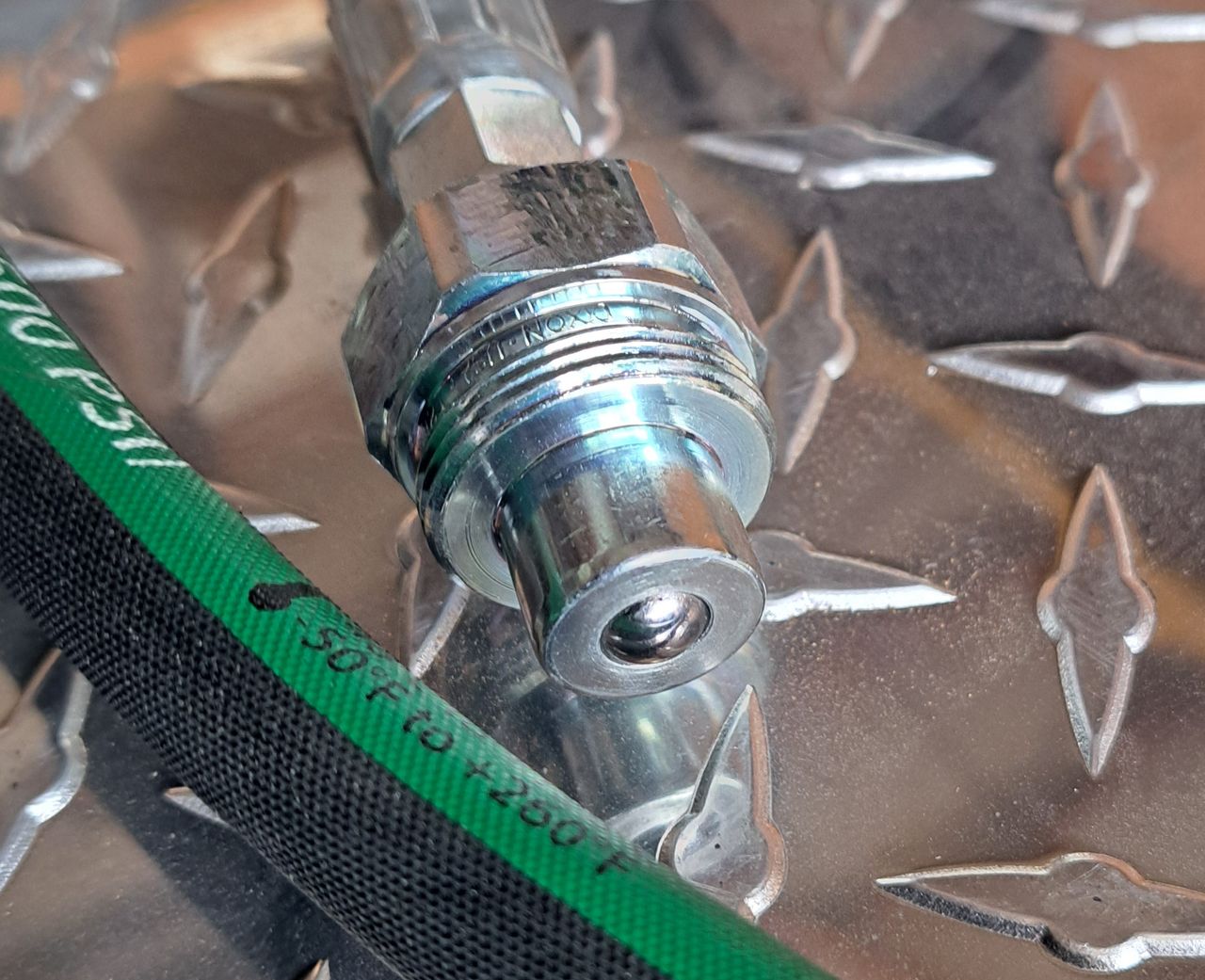 Z-Tech Cylinder End (1/4")