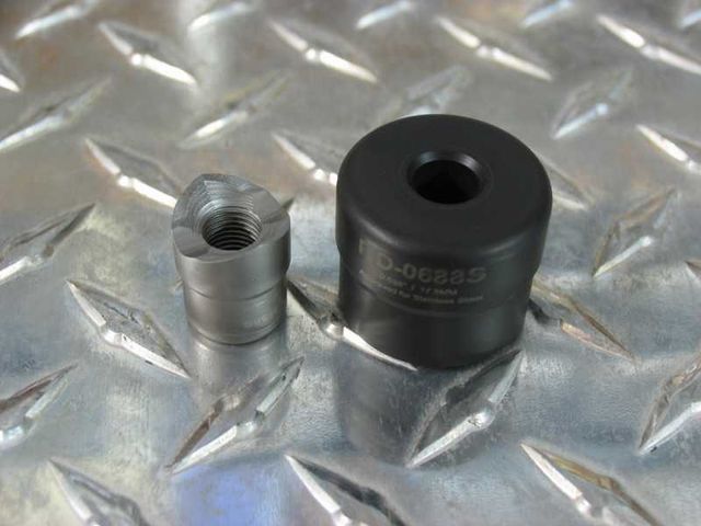 Custom Round Die Set 0.688" (11/16") Dia. S-7 Tool Steel Punch 3/8" x 24 Pull stud  Approved for Stainless Steel