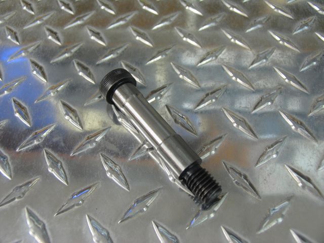 DDH  2-1/2" Shoulder Draw Bolt with Relief