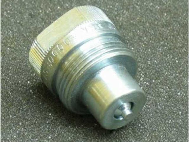 High Pressure Quick Coupling - Male 3/8" NPT Female to 10,000 PSI quick coupling on Milwaukee, Power-X and other commercial hydraulic Pumps.