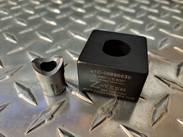Custom Micro Dandy Die Set  - Single Stud Pull - Single "D" 0.688" (17.5mm) Dia. by 0.630" (16.0mm) Over Flat.    Requires the uD375-Puller for operation