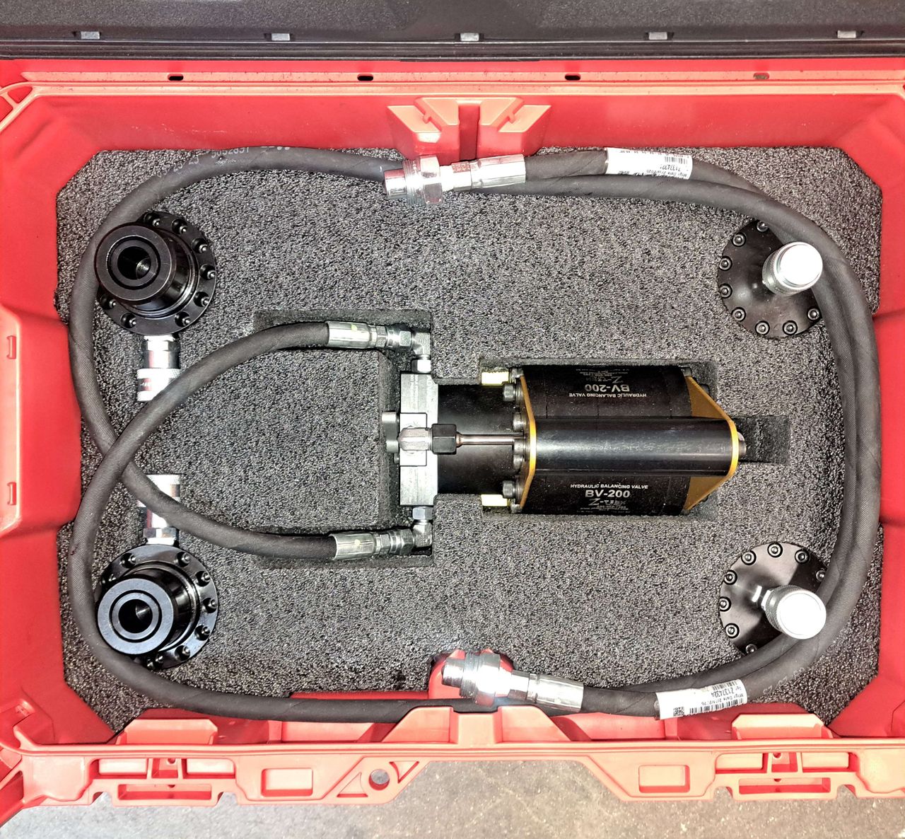 LARGE Milwaukee PackOut Case WITH BV-200-6 + 2ea CYL-200D + 2ea CYL-201.jpg