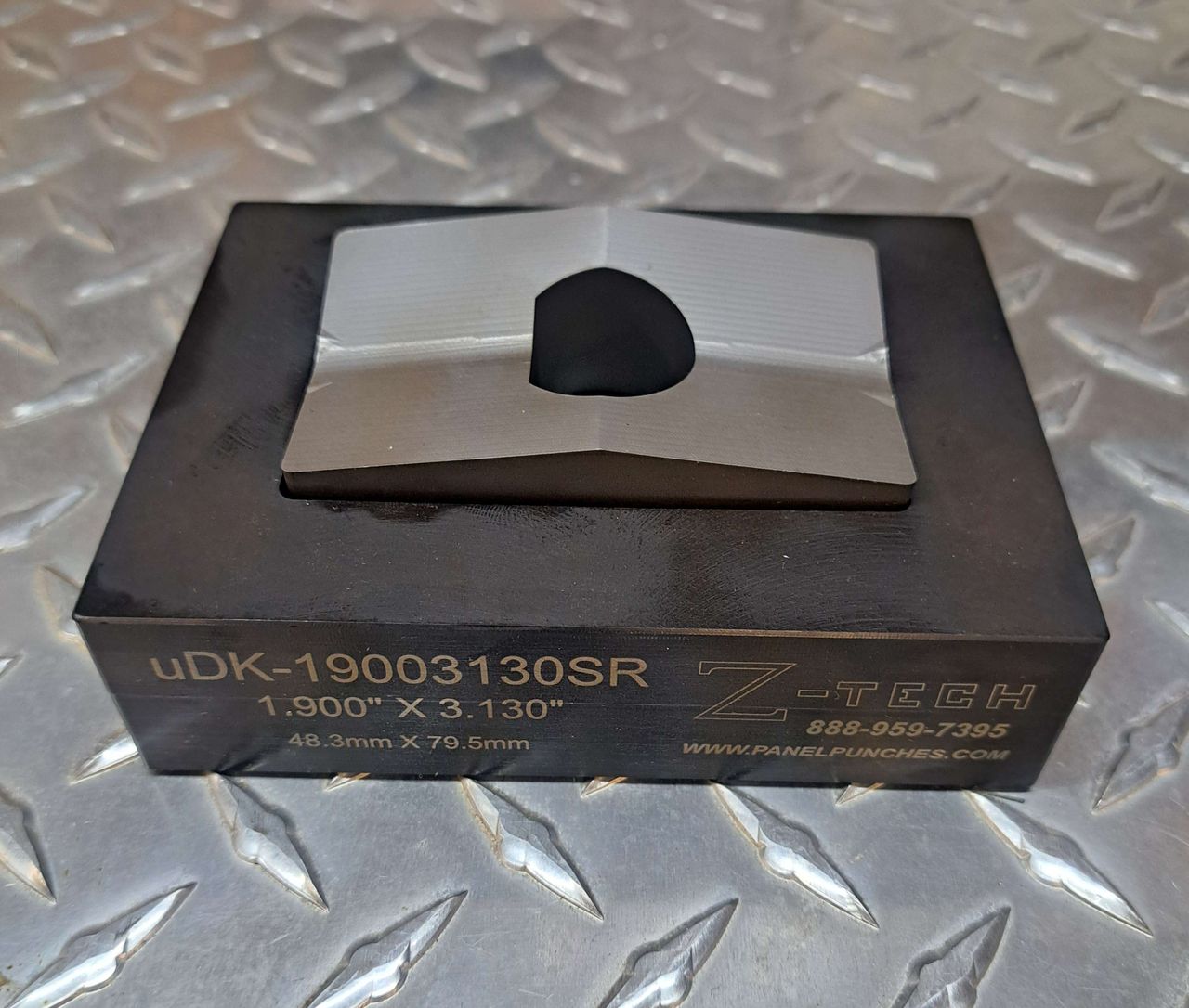 uDK-19003130SR (2).jpg
