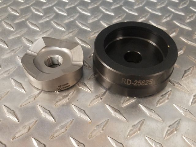 Custom Round Die 2.562" Dia  Includes S-7 tool steel punch,  rated to 12 gauge stainless steel 
