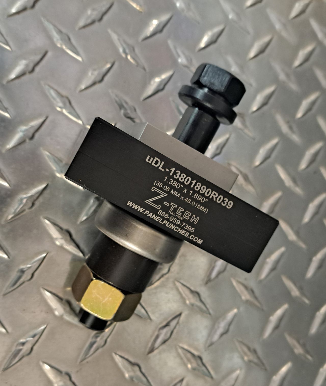 Shown assembled on uD750-Puller